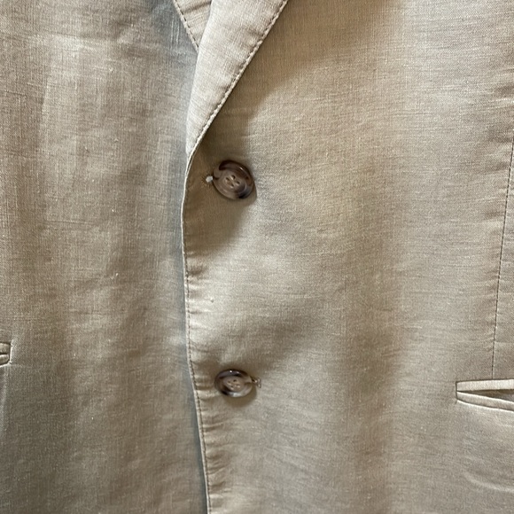 Jos. A. Bank Men’s Linen Blazer - Picture 5 of 10